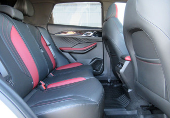 Подержанный автомобиль Geely Coolray 2024 года (11 фото)