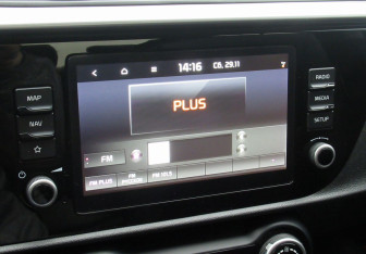 Подержанный автомобиль Kia Rio Sedan 2021 года (18 фото)