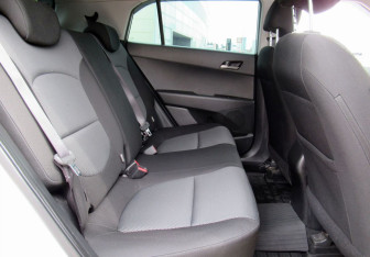 Подержанный автомобиль Hyundai Creta 2016 года (22 фото)