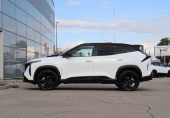 Подержанный автомобиль Geely Cityray 2024 года (8 фото)