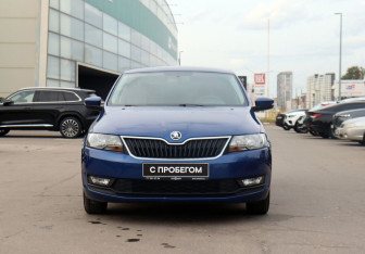 Подержанный автомобиль Skoda Rapid Liftback 2018 года (2 фото)