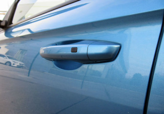 Подержанный автомобиль Geely Emgrand 2023 года (19 фото)