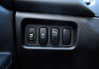 Подержанный автомобиль Citroen C4 Aircross 2012 года (12 фото)