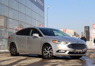 Подержанный автомобиль Ford Fusion (North America) 2016 года (3 фото)