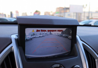 Подержанный автомобиль Cadillac SRX 2012 года (16 фото)