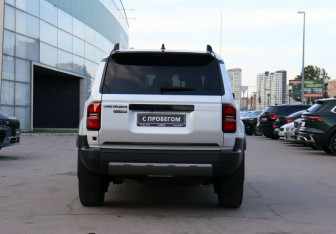 Подержанный автомобиль Toyota Land Cruiser Prado 2024 года (6 фото)