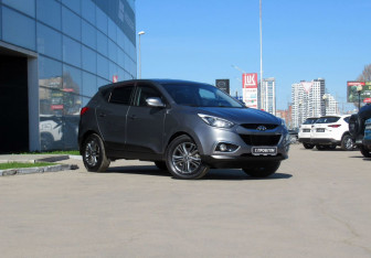 Подержанный автомобиль Hyundai ix35 2013 года (3 фото)