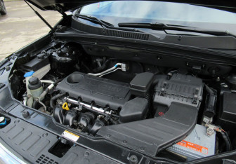 Подержанный автомобиль Kia Sorento 2012 года (18 фото)