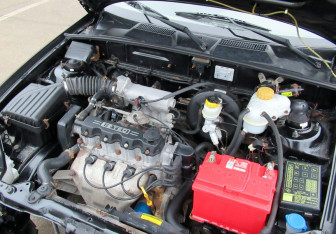 Подержанный автомобиль Chevrolet Lanos 2006 года (15 фото)