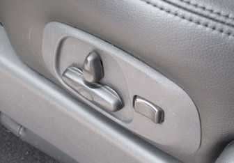 Подержанный автомобиль Mitsubishi Pajero 2021 года (11 фото)