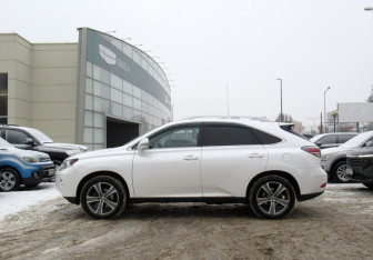 Подержанный автомобиль Lexus RX 2014 года (8 фото)