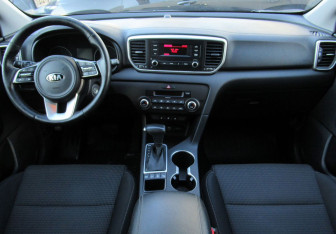 Подержанный автомобиль Kia Sportage 2019 года (11 фото)