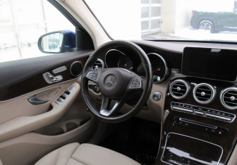 Подержанный автомобиль Mercedes-Benz GLC Coupe 2016 года (14 фото)