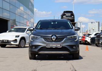 Подержанный автомобиль Renault Arkana 2019 года (2 фото)