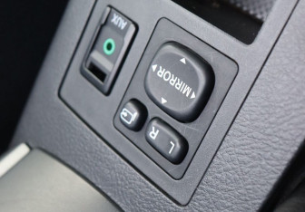 Подержанный автомобиль Toyota RAV4 2012 года (16 фото)