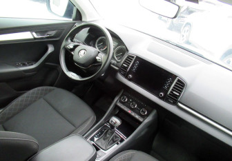 Подержанный автомобиль Skoda Karoq 2021 года (13 фото)