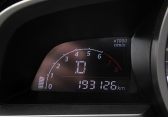 Подержанный автомобиль Mazda 3 Sedan 2013 года (20 фото)