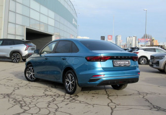 Подержанный автомобиль Geely Emgrand 2023 года (7 фото)