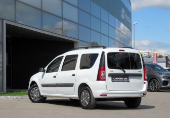 Подержанный автомобиль LADA (ВАЗ) Largus Wagon 2019 года (7 фото)