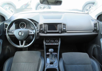 Подержанный автомобиль Skoda Karoq 2020 года (12 фото)