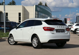 Подержанный автомобиль LADA (ВАЗ) Vesta Wagon 2018 года (7 фото)