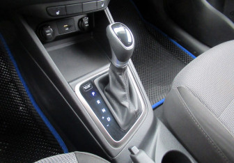 Подержанный автомобиль Hyundai Solaris Sedan 2020 года (12 фото)