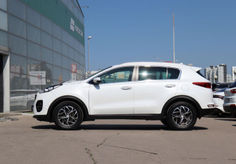 Подержанный автомобиль Kia Sportage 2018 года (8 фото)