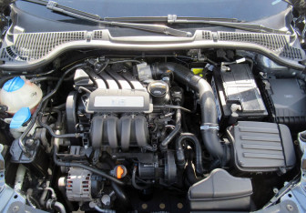 Подержанный автомобиль Skoda Octavia Liftback 2013 года (19 фото)