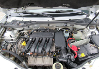 Подержанный автомобиль Renault Duster 2014 года (20 фото)