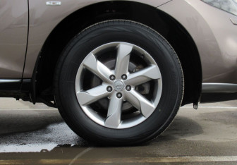 Подержанный автомобиль Nissan Murano Suv 2012 года (9 фото)