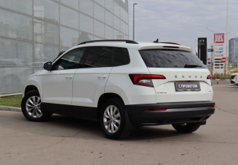 Подержанный автомобиль Skoda Karoq 2020 года (7 фото)