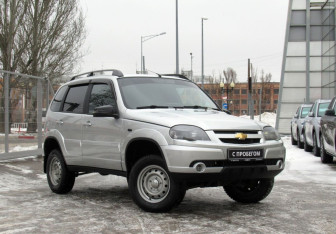 Подержанный автомобиль Chevrolet Niva 2019 года (3 фото)