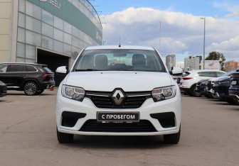 Подержанный автомобиль Renault Logan Sedan 2022 года (2 фото)