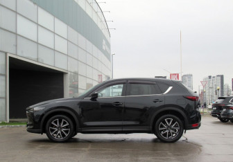 Подержанный автомобиль Mazda CX-5 2018 года (8 фото)