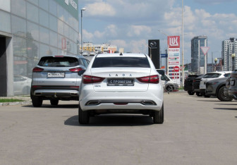 Подержанный автомобиль LADA (ВАЗ) Vesta Sedan 2024 года (6 фото)