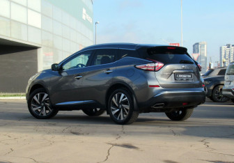 Подержанный автомобиль Nissan Murano Suv 2021 года (7 фото)