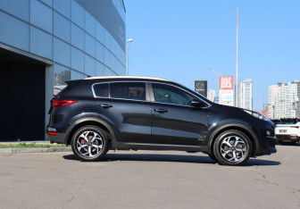 Подержанный автомобиль Kia Sportage 2018 года (4 фото)