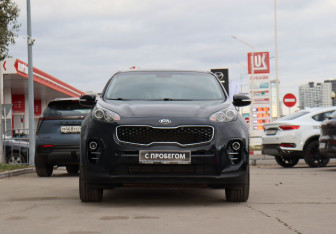 Подержанный автомобиль Kia Sportage 2017 года (2 фото)