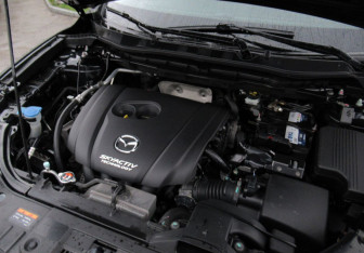 Подержанный автомобиль Mazda CX-5 2013 года (19 фото)