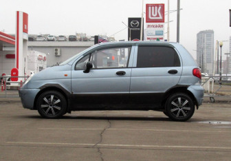 Подержанный автомобиль Daewoo Matiz 2010 года (8 фото)