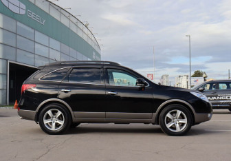 Подержанный автомобиль Hyundai ix55 2013 года (4 фото)