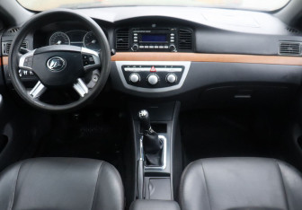 Подержанный автомобиль Lifan Solano 2012 года (13 фото)