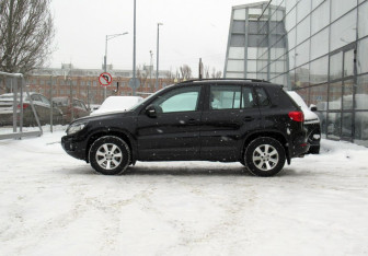 Подержанный автомобиль Volkswagen Tiguan 2013 года (8 фото)