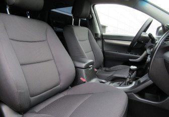 Подержанный автомобиль Kia Sorento 2012 года (10 фото)