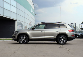 Подержанный автомобиль Skoda Kodiaq 2019 года (8 фото)