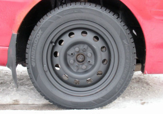 Подержанный автомобиль Fiat Albea 2007 года (9 фото)