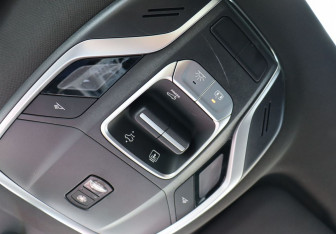 Подержанный автомобиль Geely Coolray 2023 года (22 фото)