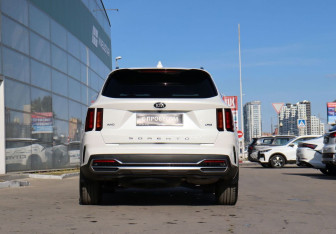 Подержанный автомобиль Kia Sorento 2020 года (6 фото)