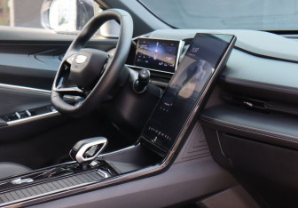 Подержанный автомобиль Geely Cityray 2024 года (17 фото)