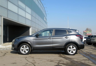 Подержанный автомобиль Nissan Qashqai 2019 года (8 фото)